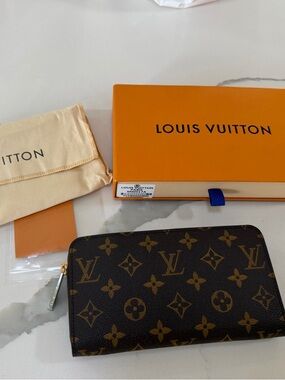 Brown Monogram Zippy Wallet